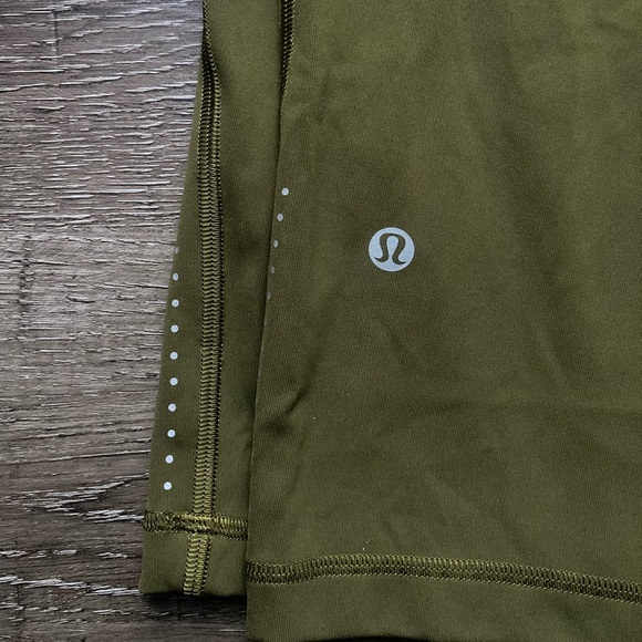 Lululemon Yoga Pants Cropped Olive Green Size 10 - Picture 4 of 6